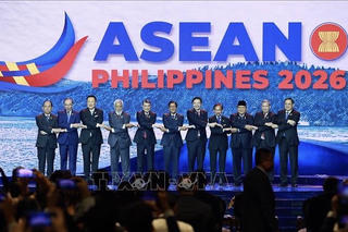Thủ tướng tham dự phiên khai mạc và phiên họp toàn thể Hội nghị Cấp cao ASEAN lần thứ 48