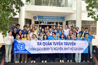 BHXH Đồng Tháp đồng loạt ra quân hưởng ứng Tháng vận động, triển khai BHXH toàn dân