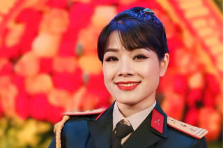 Người nghệ sĩ có mối duyên với xứ sở Triệu Voi