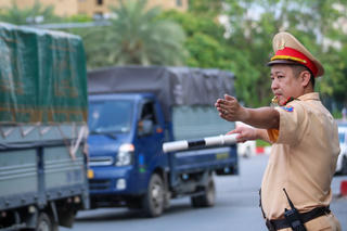 Hà Nội tạm cấm một số tuyến đường