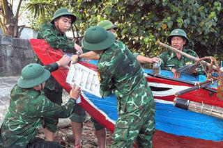 Nhiều hoạt động giúp người dân trên hai tuyến biên giới