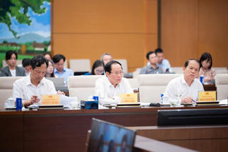 Ủy ban Thường vụ Quốc hội xem xét việc sửa đổi, bổ sung Pháp lệnh Hợp nhất văn bản quy phạm pháp luật