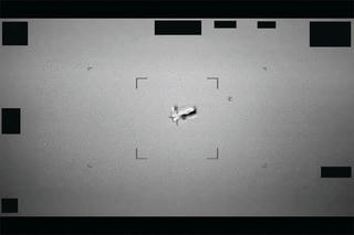 Mỹ công bố tài liệu mật về UFO
