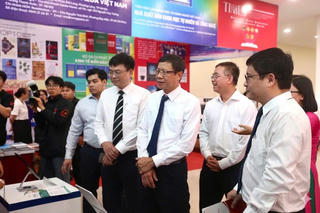 Sách và công nghệ đồng hành kiến tạo Việt Nam số