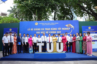 Từ mái đình Khuyến Lương đến kỷ nguyên vươn tầm – Thước phim 80 năm của Trường Đại học Công Đoàn Từ mái đình Khuyến Lương đến kỷ nguyên vươn tầm – Thước phim 80 năm của Trường Đại học Công Đoàn