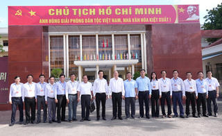 Bí thư Tỉnh ủy Cà Mau: Xây dựng Trường Chính trị tỉnh thành trung tâm đào tạo cán bộ chuẩn mực, hiện đại