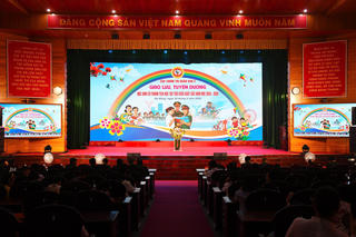 Cục Chính trị Quân khu 5 tuyên dương con cán bộ, nhân viên có thành tích học tập xuất sắc 