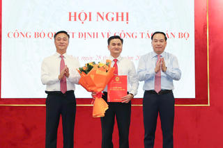 Khánh Hòa điều động, chỉ định, bổ nhiệm nhiều cán bộ lãnh đạo