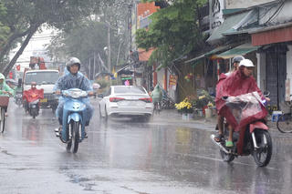 Thời tiết ngày 31/5: Trung Bộ và Nam Bộ mưa dông