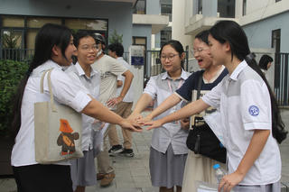 Thi vào lớp 10 ở Hà Nội, thí sinh hào hứng với đề Ngữ văn