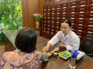 Hoàn thiện cơ chế để phát huy thế mạnh y học cổ truyền