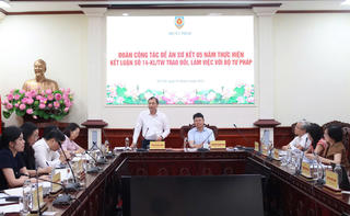 Khuyến khích, bảo vệ cán bộ năng động, sáng tạo vì lợi ích chung