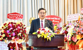 Hiệu trưởng Trường đại học Y - Dược Huế được giao quyền Giám đốc Đại học Huế 