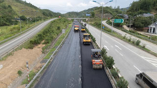 Dự án mở rộng cao tốc Nội Bài - Lào Cai: Tăng tốc thi công, hướng tới thông xe cuối năm 2026