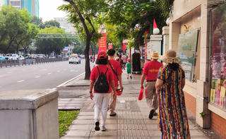 TP Hồ Chí Minh quyết tâm giành lại vỉa hè, chấn chỉnh không gian quảng cáo đô thị