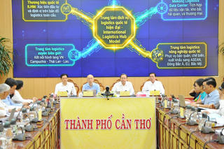 Phát triển dịch vụ logistics thành phố Cần Thơ với vai trò trung tâm vùng Đồng bằng sông Cửu Long
