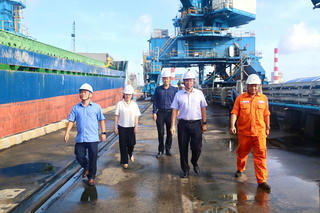 Lãnh đạo EVNGENCO1 kiểm tra công tác đảm bảo điện mùa khô tại Nhiệt điện Duyên Hải