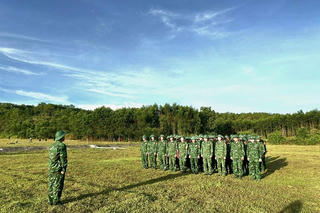 Kiểm tra bắn đạn thật, nâng cao khả năng sẵn sàng chiến đấu cho cán bộ, chiến sĩ Biên phòng Quảng Trị