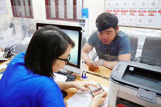 Quảng Trị nêu tên, nhắc nhở các cơ quan chậm giải quyết thủ tục hành chính cho người dân, doanh nghiệp