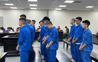 17 thanh, thiếu niên phải 'trả giá' vì lạng lách, đánh võng, giết người