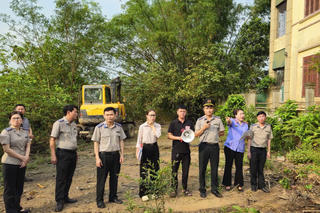 Chuyện nghề THADS: Thu hồi tài sản đất đai trong thi hành án: “Nút thắt” và lối ra từ thực tiễn ở Hà Tĩnh
Bài 2: “Mềm hóa” cưỡng chế trong THADS ở Hà Tĩnh: Từ đối đầu đến đồng thuận