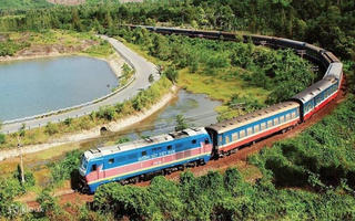 Từ 26/6, có tàu riêng đưa hơn 1.200 y, bác sĩ đến Bệnh viện Bạch Mai cơ sở Ninh Bình