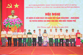 Hải Phòng tuyên dương 114 gia đình văn hoá tiêu biểu nhân Ngày Gia đình Việt Nam