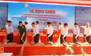 Đắk Lắk khởi công 100 căn nhà cộng đồng kết hợp tránh lũ