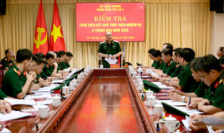 Kiểm tra toàn diện công tác quân sự, quốc phòng tại BĐBP tỉnh An Giang
