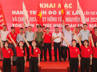 Hơn 1.000 người tham gia khai mạc 'Hành trình đỏ và Chiến dịch Giọt hồng Tây Nguyên năm 2026'