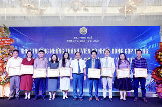 Tạp chí Pháp luật và Thực tiễn kỷ niệm 10 năm thành lập