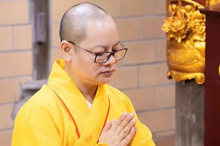 Một dân tộc mạnh là một dân tộc còn giữ được lòng nhân ái trong trái tim con người