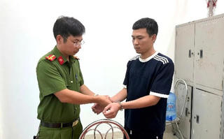 Tin tưởng người quen xin việc, người đàn ông bị lừa mất 61 triệu đồng