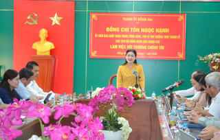 Phó Bí thư Thường trực Thành ủy Tôn Ngọc Hạnh làm việc với Trường Chính trị thành phố Đồng Nai
