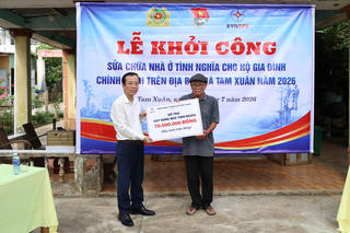 EVNCPC phối hợp khởi công sửa chữa nhà tình nghĩa cho gia đình thân nhân liệt sĩ tại xã Tam Xuân