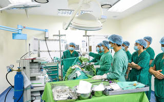 Bệnh viện Việt Nam - Thụy Điển Uông Bí ghép thận thành công ca thứ 8