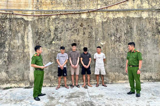 Khởi tố 4 đối tượng về tội mua bán, tổ chức sử dụng trái phép chất ma túy ở Hà Tĩnh