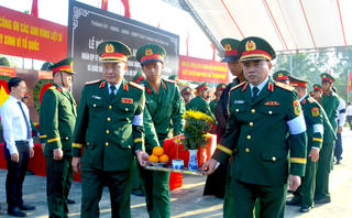 Thứ trưởng Bộ Quốc phòng Nguyễn Văn Hiền dự Lễ truy điệu, an táng 29 hài cốt liệt sĩ tại Đồng Nai