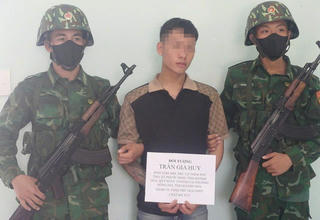 Bắt 2 đối tượng tàng trữ, mua bán ma túy tại Khánh Hòa