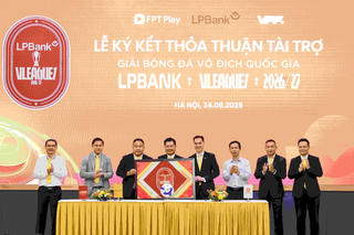 Quy định mới về cầu thủ nước ngoài ra sân tại V.League.