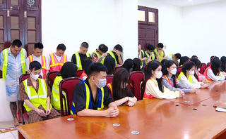 Triệt phá đường dây mua bán tinh dầu ma tuý cực lớn núp bóng thuốc lá điện tử 
