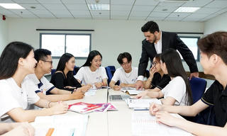 Đề xuất tăng sinh hoạt phí cho người được cử đi đào tạo ở nước ngoài