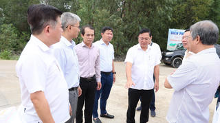 Chủ tịch UBND TP Huế khảo sát, mở hướng phát triển du lịch biển Phong Phú