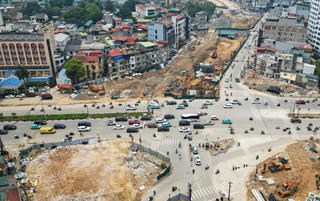 Hà Nội phân luồng giao thông phục vụ thi công cầu vượt La Thành Hà Nội phân luồng giao thông phục vụ thi công cầu vượt La Thành
