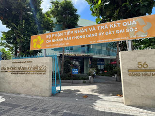 Chi nhánh VPĐKĐĐ số 2 – TP HCM tăng cường hỗ trợ người dân nộp hồ sơ đất đai trực tuyến Chi nhánh VPĐKĐĐ số 2 – TP HCM tăng cường hỗ trợ người dân nộp hồ sơ đất đai trực tuyến
