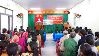 Bộ chỉ huy quân sự Quảng Trị phối hợp tổ chức chương trình "Thời sự về bản"