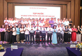 Tập huấn kỹ năng tuyên truyền và chuyển đổi số báo chí hướng tới Năm APEC Việt Nam 2027
