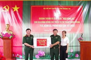 Bộ Chỉ huy Quân sự tỉnh Quảng Trị tổ chức khánh thành, bàn giao “Nhà đồng đội” 