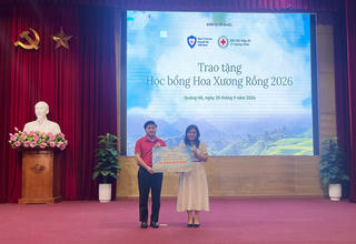 “Hoa Xương Rồng” tiếp sức học sinh đến trường nơi địa đầu Đông Bắc Tổ quốc