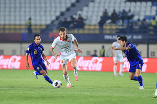 Đội tuyển Thái Lan thắng Việt Nam 2-0
